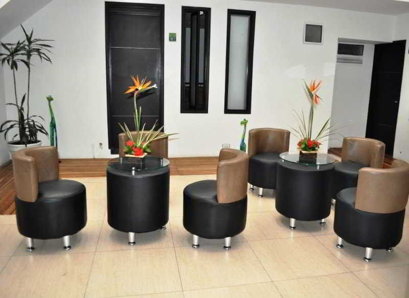 Hotel Quality Comfort House Bogotá Exterior foto