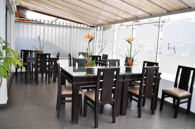 Hotel Quality Comfort House Bogotá Exterior foto